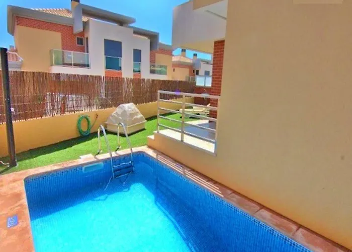 V4, Villa Jardins Branqueira4 Near Beach, Albufeira