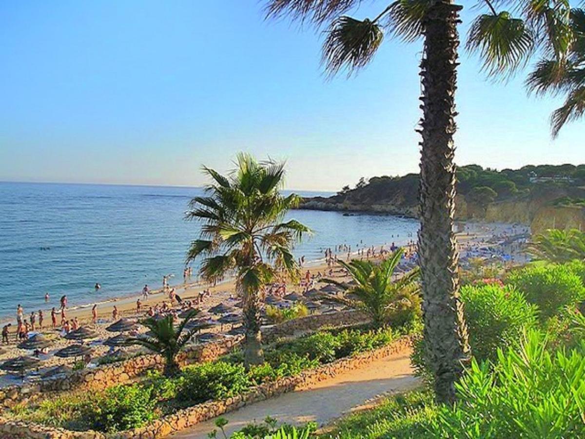 V4, Jardins Branqueira4 Near Beach, Villa