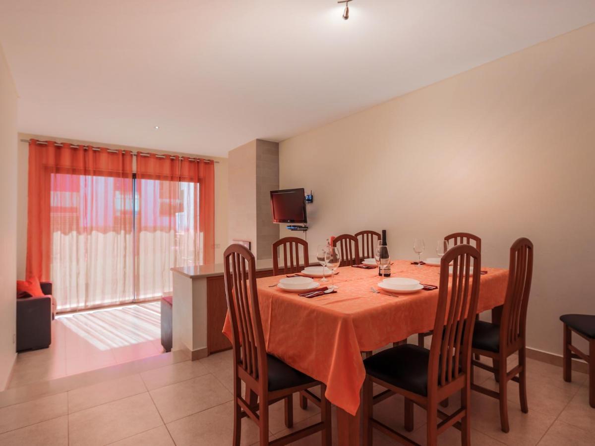 Villa V4, Jardins Branqueira4 Near Beach, *
